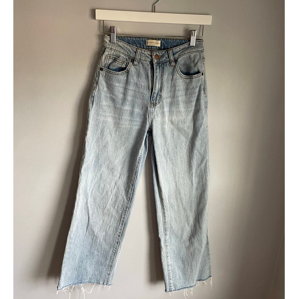 Oliver Logan Light Wash Straight Jeans Frayed Hem Size 26